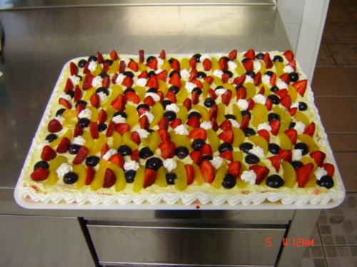 2005-06-15 torta di frutta fatta alle milane